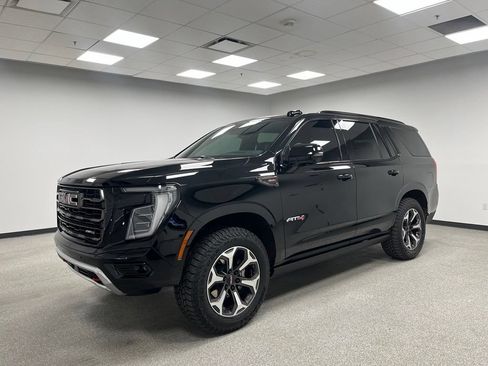 Used 2025 GMC Yukon AT4 Ultimate w/ LPO, Floor Liner Package AWD/4WD image 6