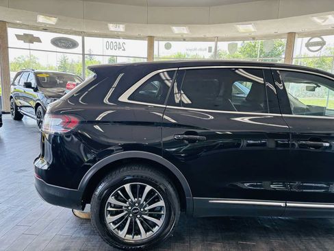 Used 2023 Lincoln Nautilus Reserve FWD image 6