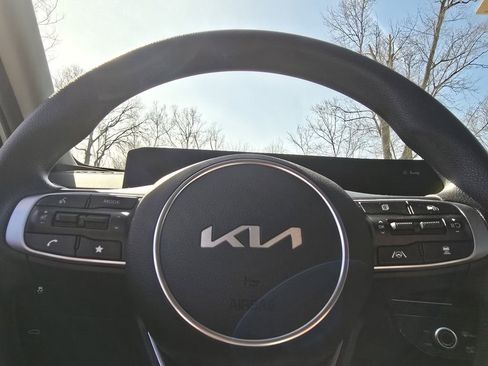 Used 2025 Kia K5 LXS image 25