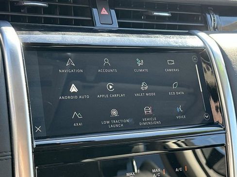 Used 2023 Land Rover Discovery Sport S image 41