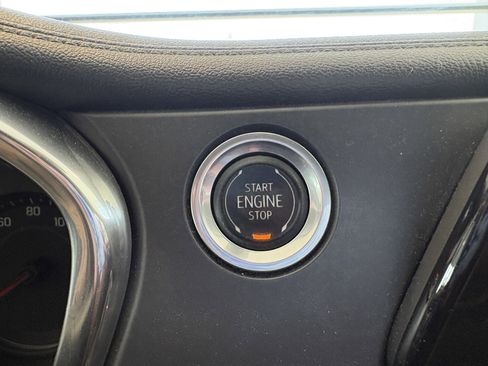 Used 2020 Chevrolet Blazer LT w/ Sound & Technology Package image 13