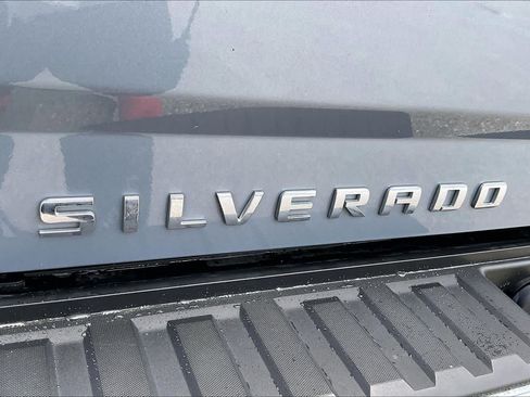 Used 2015 Chevrolet Silverado 1500 LT w/ LT Convenience Package RWD image 10