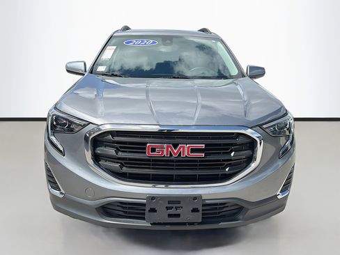 Used 2020 GMC Terrain SLE w/ Driver Convenience Package AWD/4WD image 9