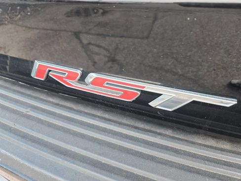 Used 2022 Chevrolet Tahoe RST w/ Sport Performance Package AWD/4WD image 11