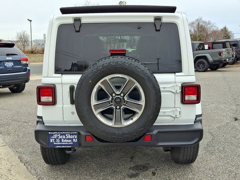 Used 2020 Jeep Wrangler Unlimited Sahara w/ Cold Weather Group image 5