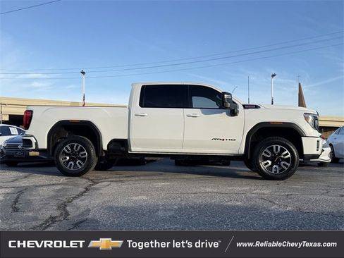 Used 2022 GMC Sierra 2500 AT4 image 5