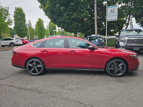 Certified 2025 Honda Accord Sport image 8