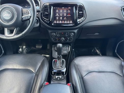 Used 2018 Jeep Compass Limited image 26