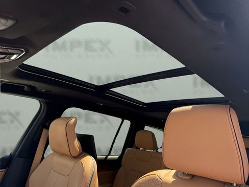 Used 2025 Jeep Grand Cherokee L Summit image 12