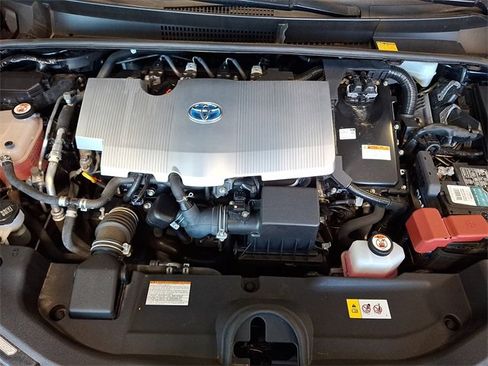 Used 2017 Toyota Prius Two w/ Carpet Mat Package image 26