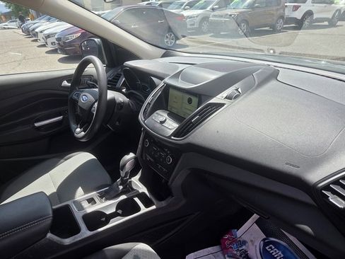 Used 2019 Ford Escape SE FWD image 6