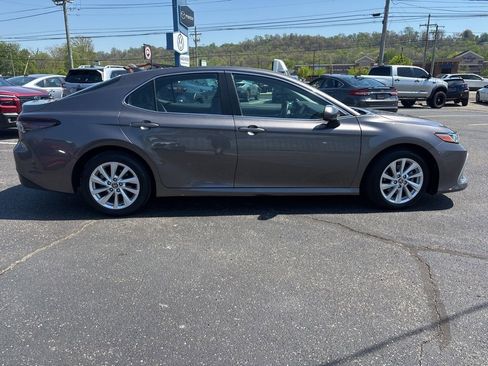 Used 2024 Toyota Camry LE FWD image 8