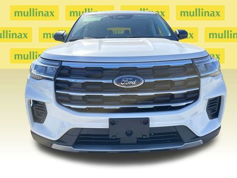 New 2026 Ford Explorer Active image 12