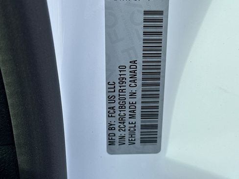 New 2026 Chrysler Pacifica Select image 35