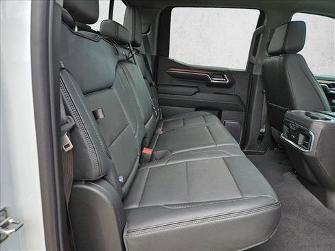 Used 2024 GMC Sierra 1500 Denali AWD/4WD image 17