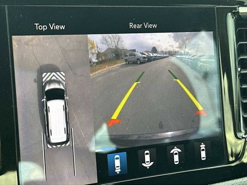 Used 2018 Chrysler Pacifica Limited w/ Advanced Safetytec Group image 22