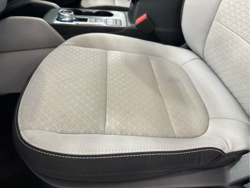 Used 2025 Ford Escape Active w/ Cold Weather Package AWD/4WD image 28
