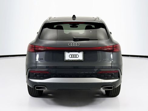Used 2025 Audi Q5 Premium Plus w/ Premium Plus AWD/4WD image 6