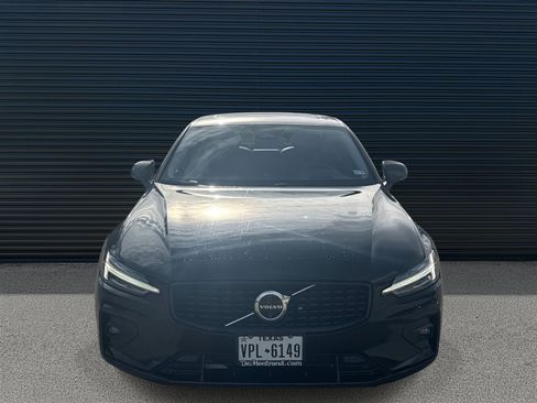 Certified 2024 Volvo S60 B5 Ultimate image 2