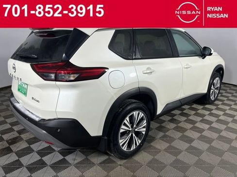Certified 2023 Nissan Rogue SV image 4