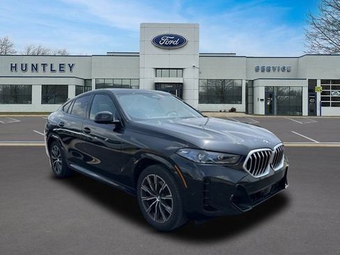 Used 2025 BMW X6 xDrive40i w/ Climate Comfort Package AWD/4WD image 3