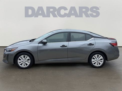 Used 2024 Nissan Sentra S image 4