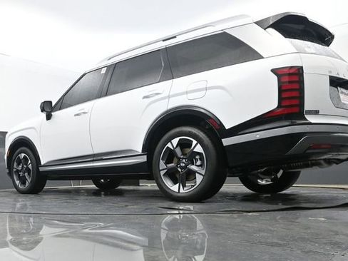 Used 2026 Hyundai Palisade Limited AWD/4WD image 26