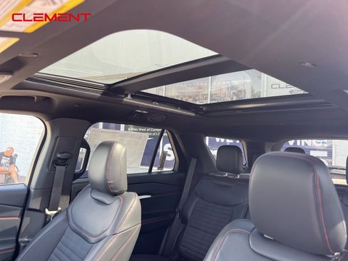 New 2025 Ford Explorer ST-Line w/ Premium Package image 23