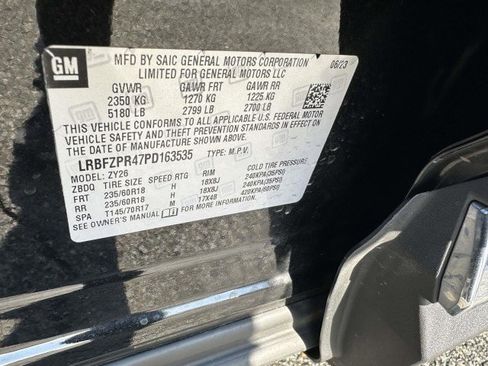 Used 2023 Buick Envision Essence image 30