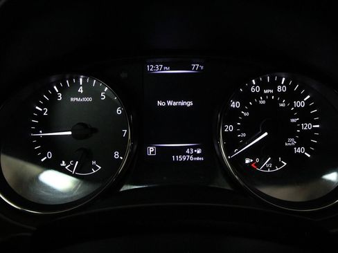 Used 2017 Nissan Rogue Sport SL AWD/4WD image 16