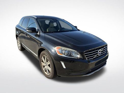 Used 2017 Volvo XC60 T5 Inscription w/ Preferred Option Package FWD image 3
