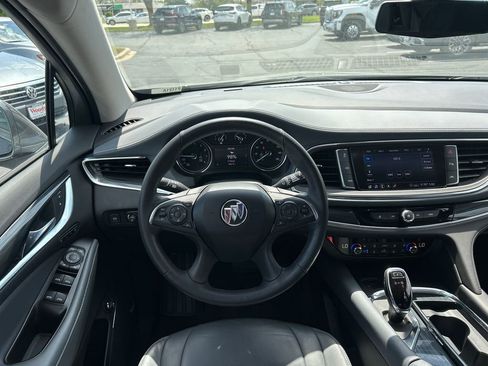 Used 2020 Buick Enclave Premium w/ Surround and Sites Package AWD/4WD image 29