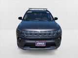 Used 2022 Jeep Compass Latitude image 2