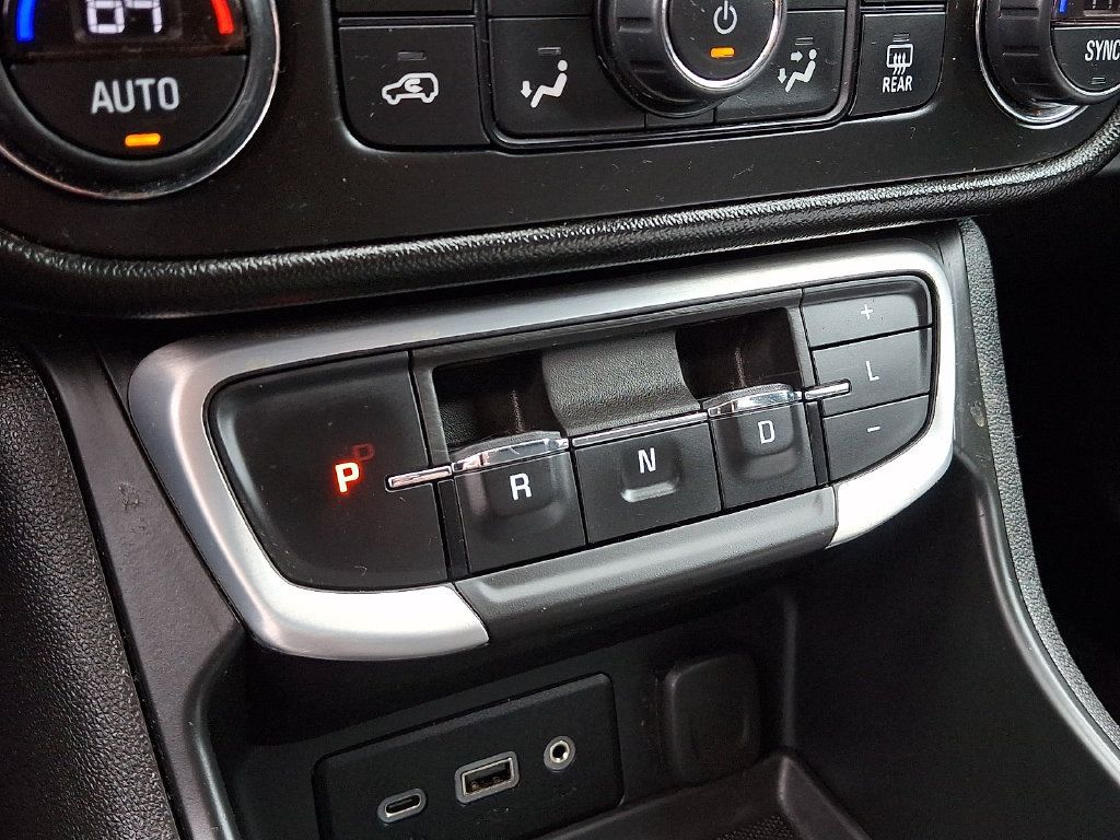 Used 2022 GMC Terrain SLE w/ Driver Convenience Package AWD/4WD image 22