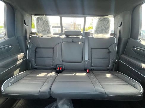 Used 2026 GMC Sierra 1500 AT4X AWD/4WD image 27