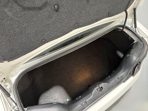 Used 2013 Ford Mustang GT RWD image 71