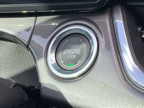 Used 2025 Chevrolet Trax ACTIV w/ Driver Confidence Package image 17