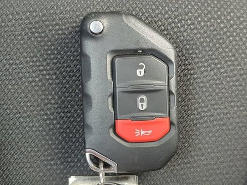 Certified 2023 Jeep Wrangler Sport AWD/4WD image 31