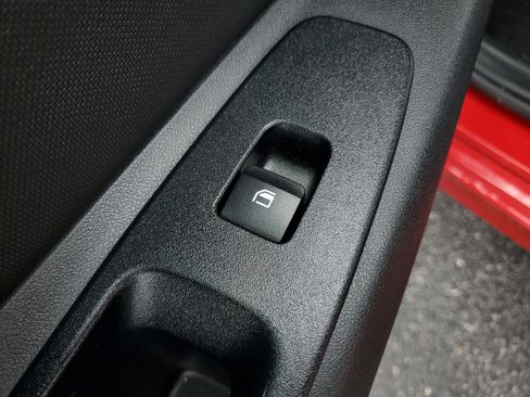 Used 2022 Hyundai Elantra SEL w/ Convenience Package image 13