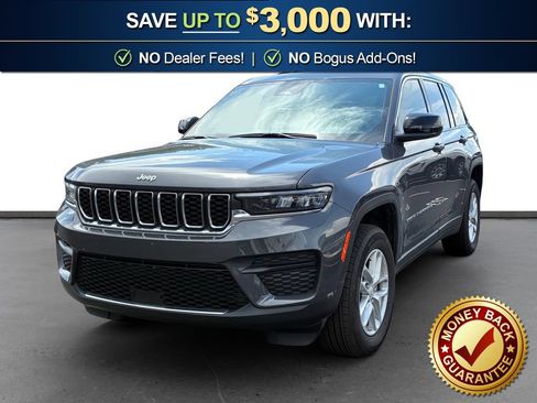 Used 2025 Jeep Grand Cherokee Laredo X AWD/4WD image 1