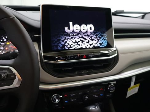 New 2026 Jeep Compass Limited AWD/4WD image 22