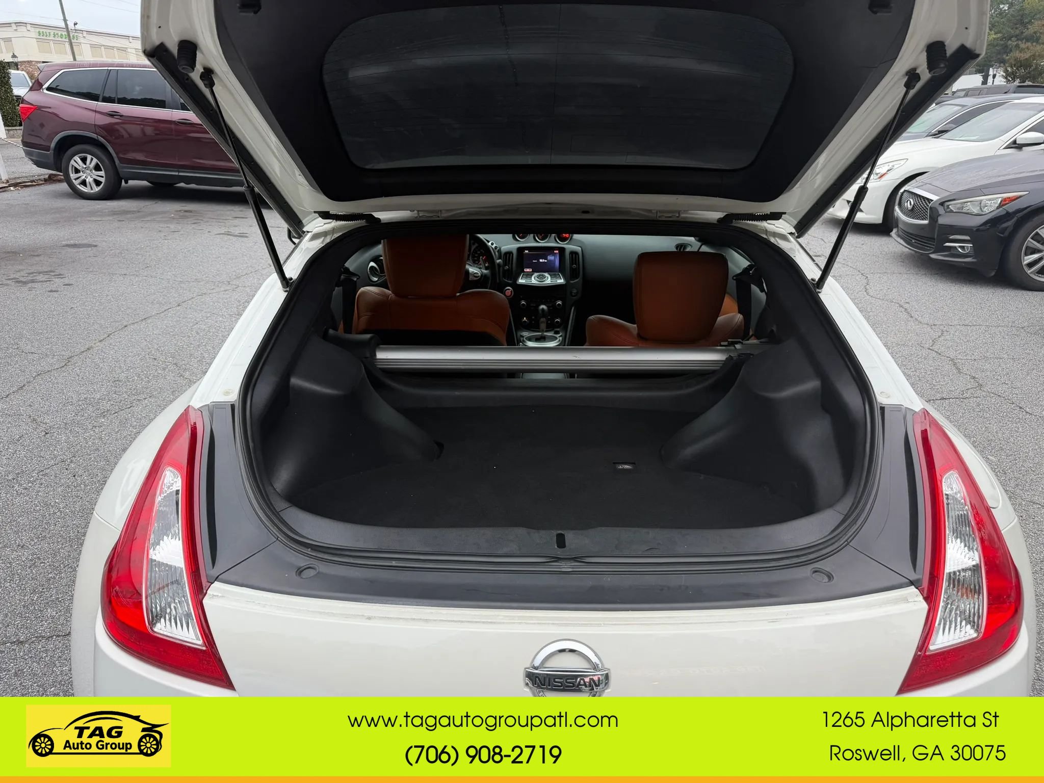 Used 2013 Nissan 370Z Touring w/ Sport Pkg RWD image 13