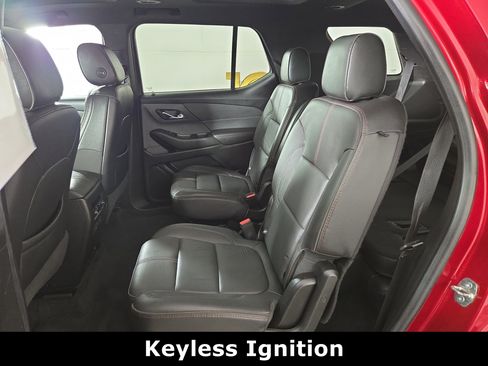 Used 2022 Chevrolet Traverse RS AWD/4WD image 12