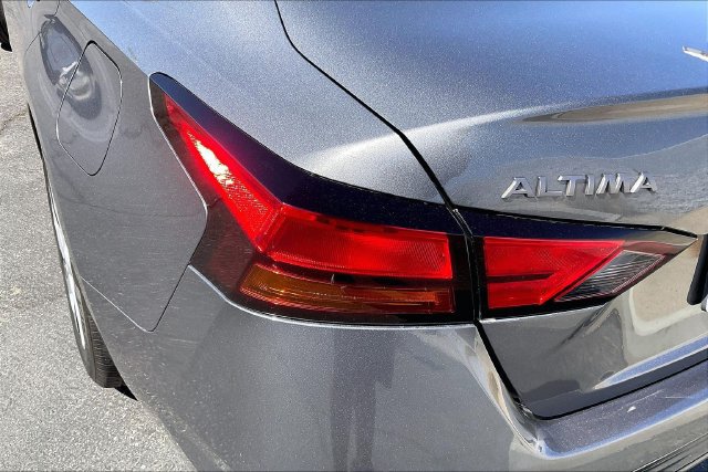 Certified 2025 Nissan Altima 2.5 S FWD image 28