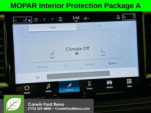Used 2025 Chrysler Pacifica Select AWD/4WD image 15