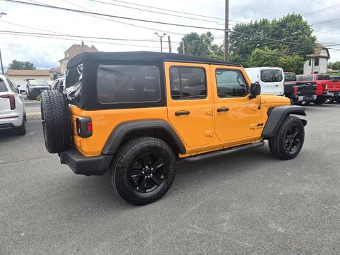 Used 2021 Jeep Wrangler Unlimited Sport AWD/4WD image 5