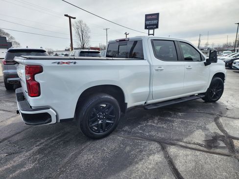 Used 2022 Chevrolet Silverado 1500 RST w/ LPO, Blackout Package image 4