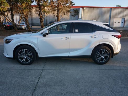 Used 2023 Lexus RX 350 Premium w/ Accessory Package image 20