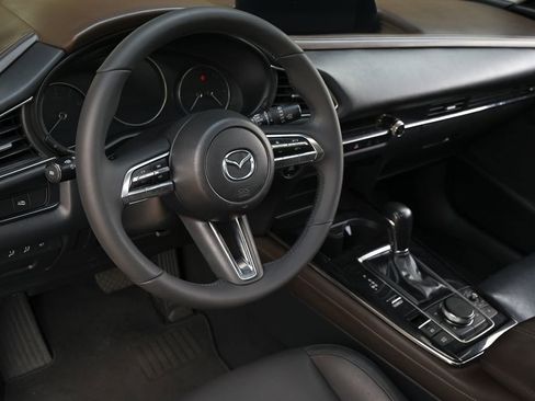 Used 2021 MAZDA CX-30 AWD 2.5 S w/ Premium Package image 13