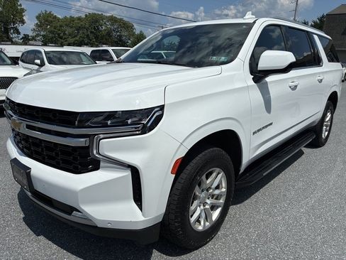 Used 2023 Chevrolet Suburban LS AWD/4WD image 1